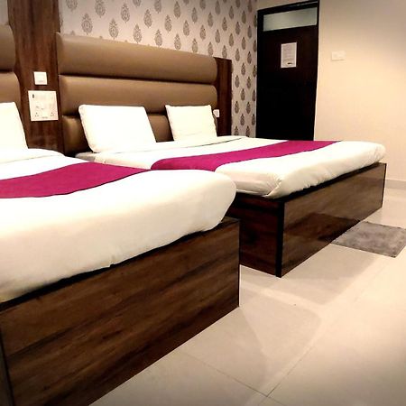 City Hotel Allāhābād Junction 部屋 写真