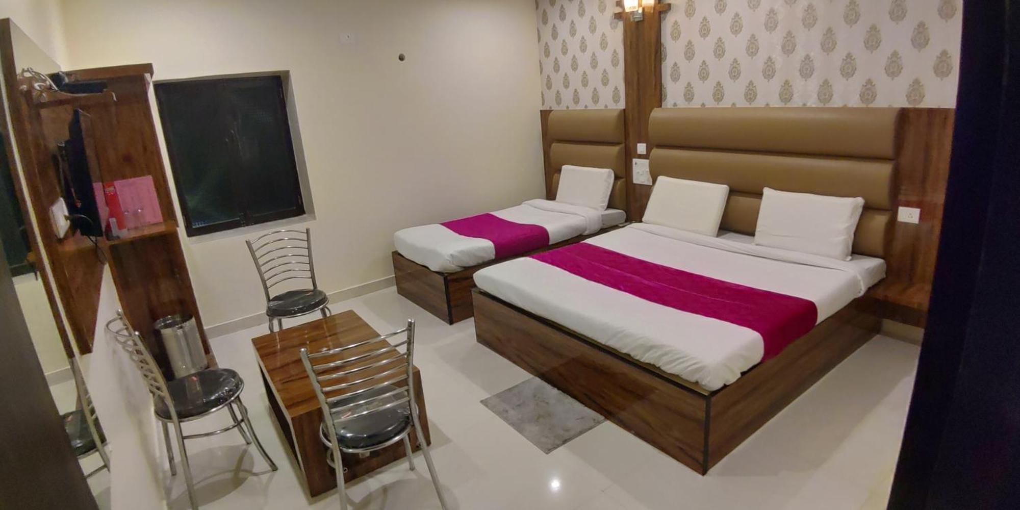 City Hotel Allāhābād Junction 部屋 写真